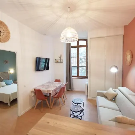 La Gabiche - Proche Guzet Et Face Aux Thermes 올루스 레방